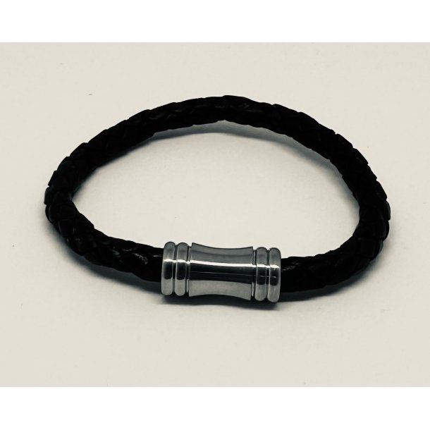 Tilbud - Lder armbnd flettet - b:5 mm l:18 - magnet ls - Udgende model 50% fratrukket prisen